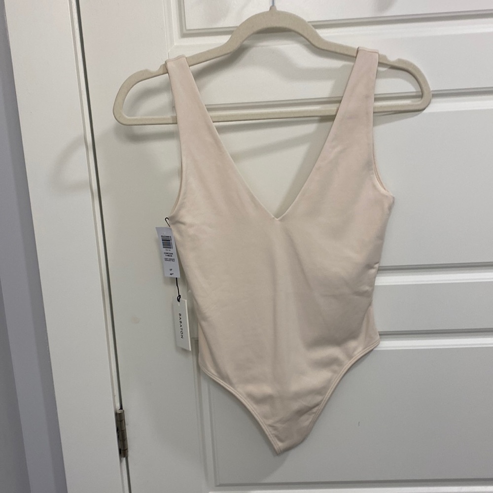 Babaton contour vneck body suit - size small